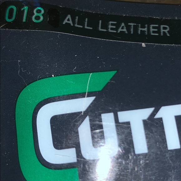 ⚾️Leather🆕⭐️ BASEBALL Batting Gloves White/Black CUTTERS - Picture 3 of 8